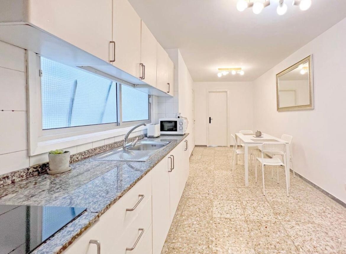 Cozy 2Bedroom Apartments In Los Cristianos Arona  Bagian luar foto